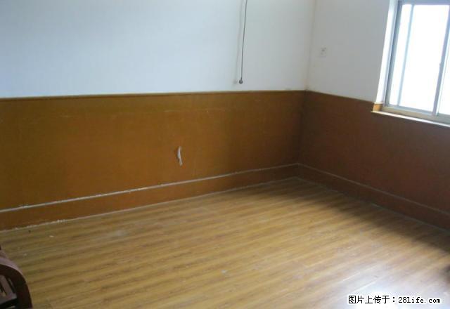 巴山中路附近，2室1厅1厨1卫，4楼，有家具家电，可办公、居 - 房屋出租 - 房屋租售 - 安康分类信息 - 安康28生活网 ankang.28life.net